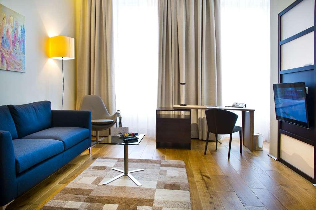 Hilight Suites Hotel Vienna Room photo